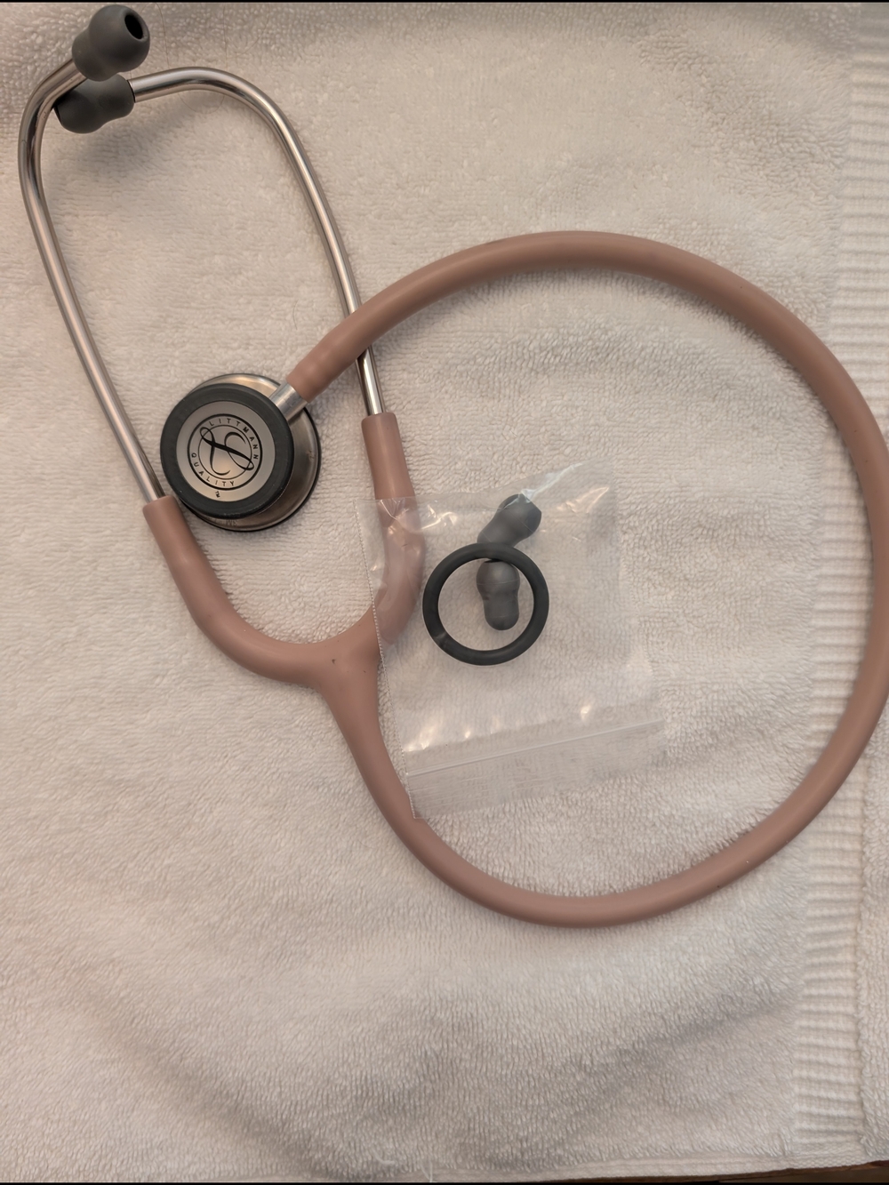Littmann Stethescope In champagne Rose.